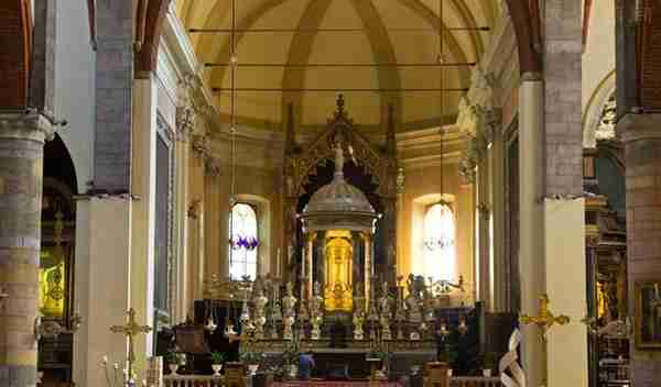 米兰圣辛普利西阿诺教堂