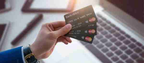 信用卡分期还款的三种方式，哪种更划算？