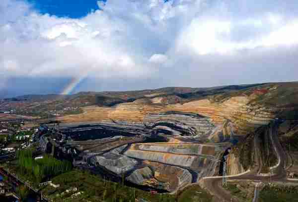 中煤集团新疆能源有限公司：揭牌一周年、迈入高质量快车道